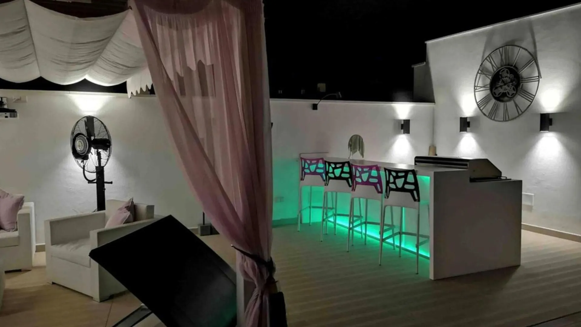 马尔韦利亚Luxury Penthouse San Pedro公寓